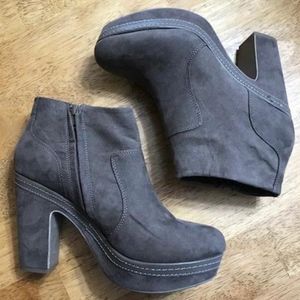 Madden Girl Taupe Corryy Platform Ankle Boots